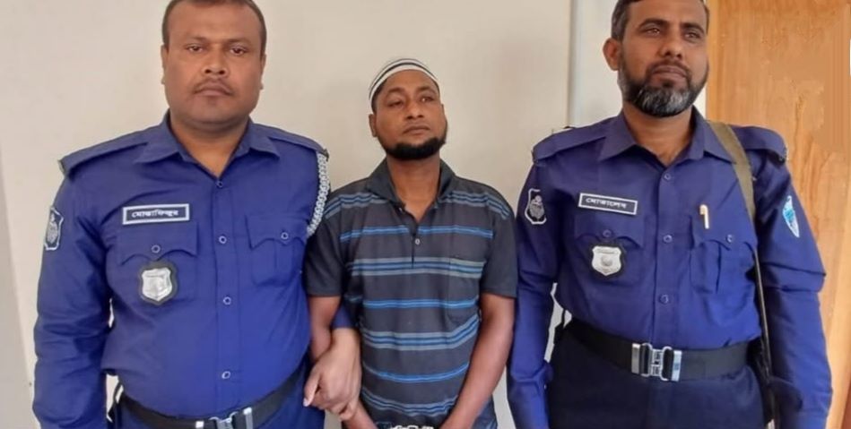 মিথ্যা তথ্য দিয়ে ঘরে ঢুকে নারীকে সংঘবদ্ধ ধর্ষণ, গ্রেপ্তার দুই